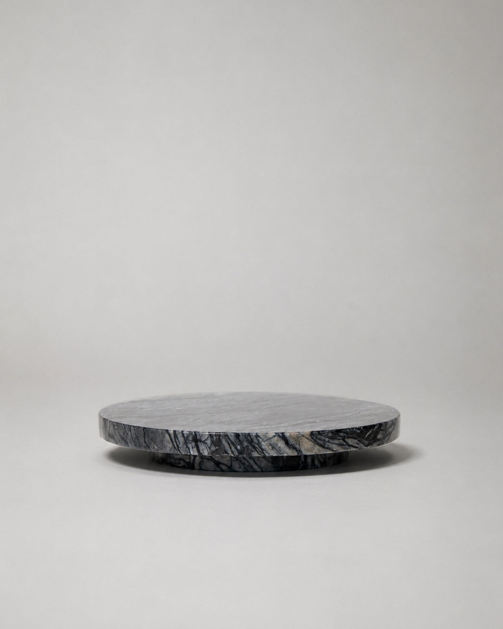 Nikos Offering Pedestal - Black