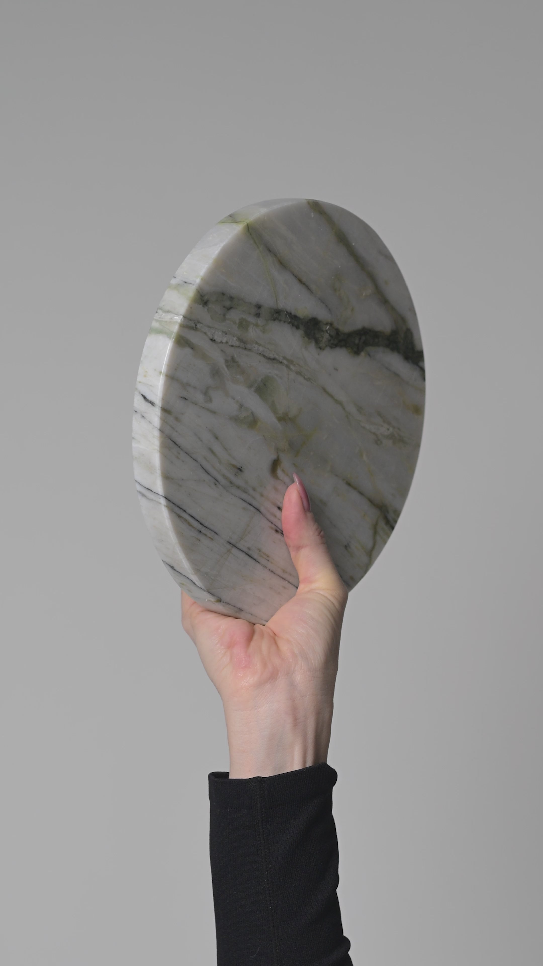 Nikos Offering Pedestal - Green
